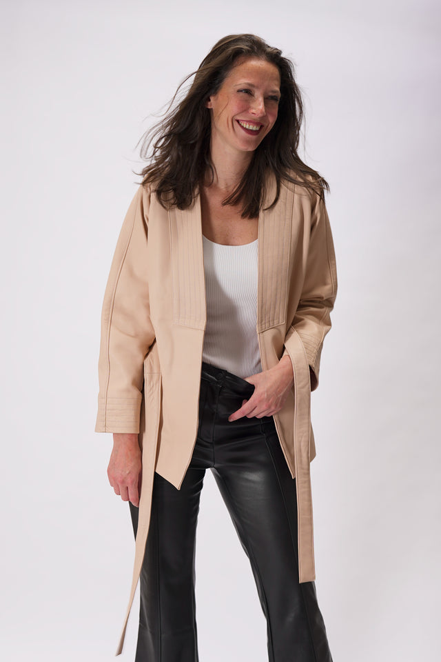 Kimono en cuir crème