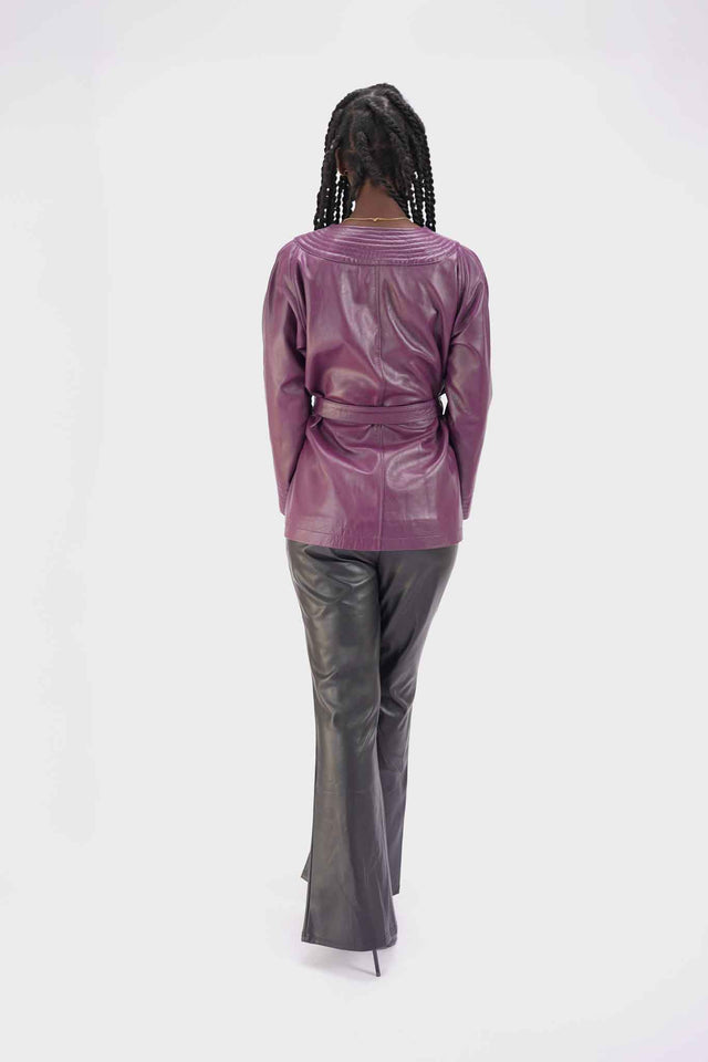 Kimono en cuir violet