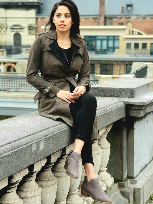 Grey Trench Coat Woman
