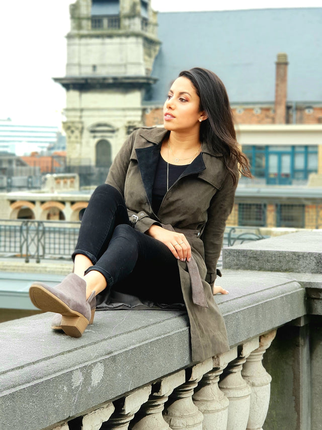 Grey Trench Coat Woman