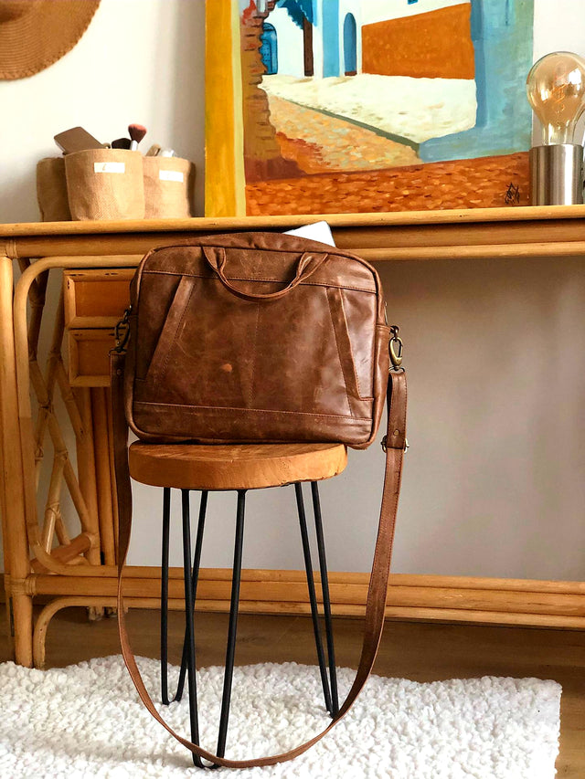 Lea&Jack vintage brown laptop bag surface pro